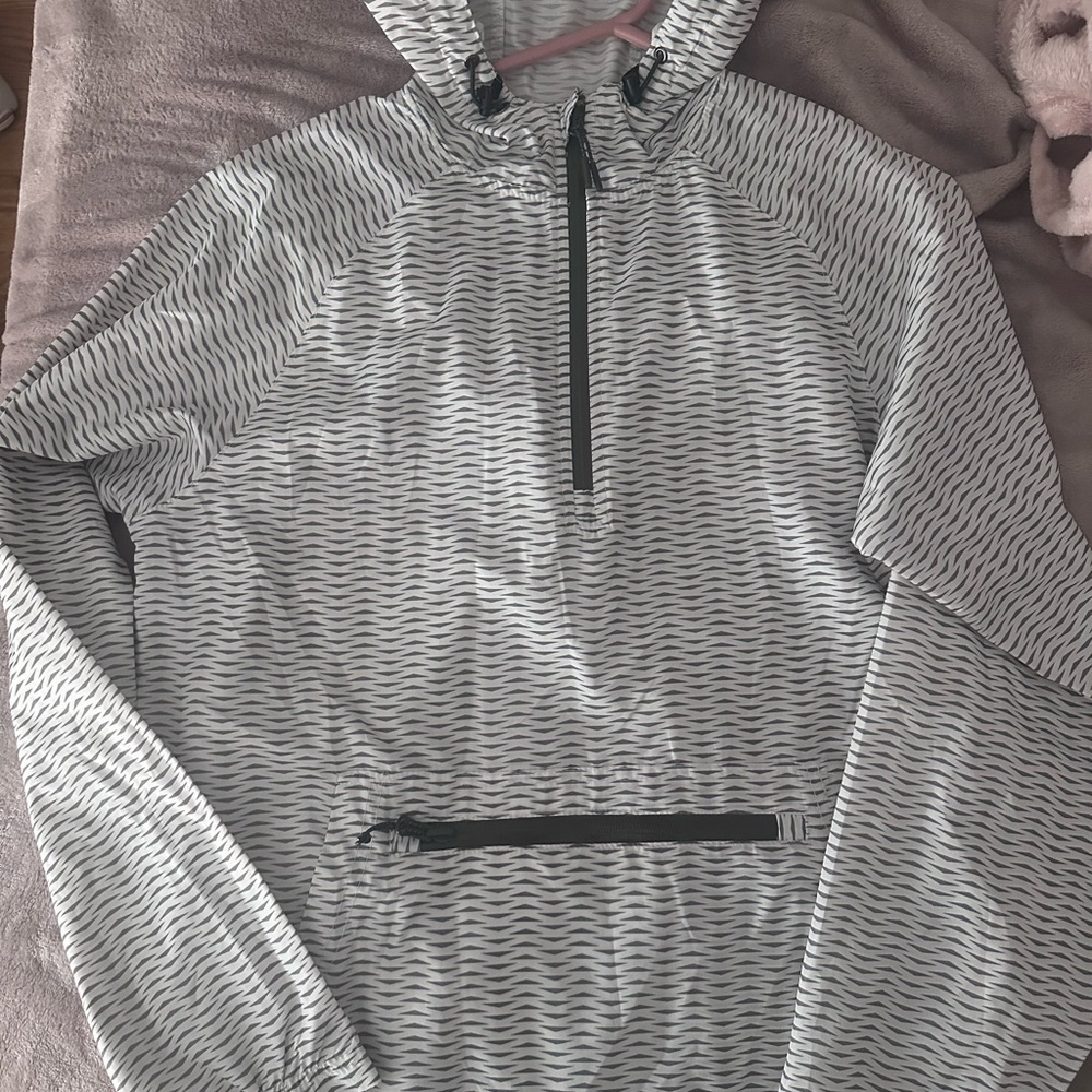 Men’s Holloway Monochrome Wave Pattern Jacket